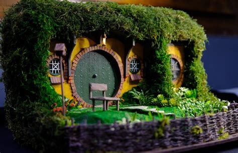 Hobbit Hole Diorama Bag End Miniature Dollhouse Model Etsy
