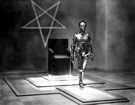 Brigitte Helm As Maschinenmen In Metropolis 1927