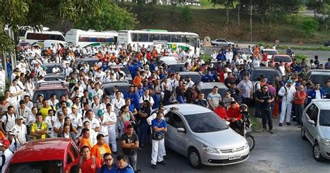 G1 Em Manaus Operários Protestam Contra Lei Da Terceirização Notícias Em Amazonas