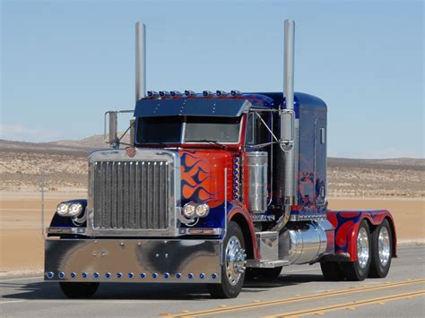 optimus prime truck  transformers photo  fanpop