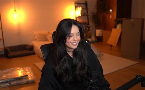Valkyrae Gets Emotional While Talking About Co Hosting The Streamer Awards Says She Feels More