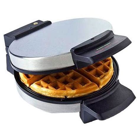 Make Delicious Belgian Waffles Anytime With Black Deckers Waffle