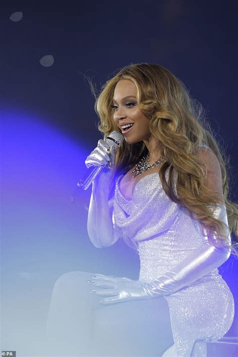 Inside Beyoncé s first UK tour date Express Digest