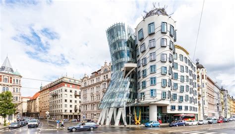 The 10 Coolest Buildings From Around The World The Discoverer