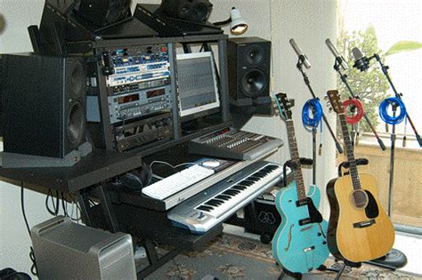 Studio Furniture: M Rack, Perfect for Computers, Music, and Small ...