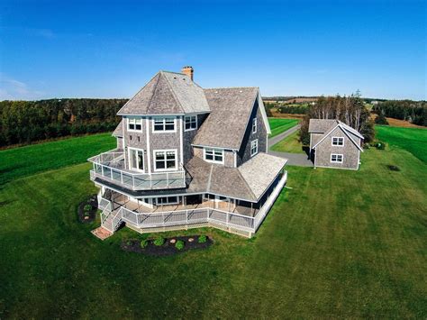 Waterfront Seclusion on Prince Edward Island - The New York Times