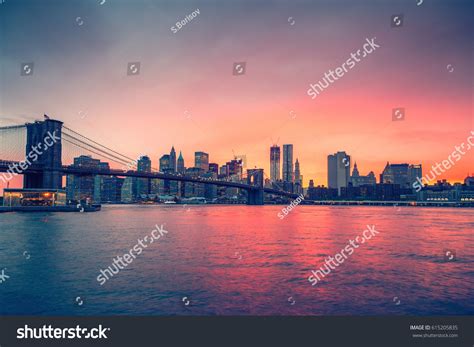 56010 New York City Skyline Sunset Images Stock Photos And Vectors