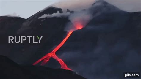 Italy Clouds Of Smoke Billow Out Of Mt Etna As Volcano Continues To