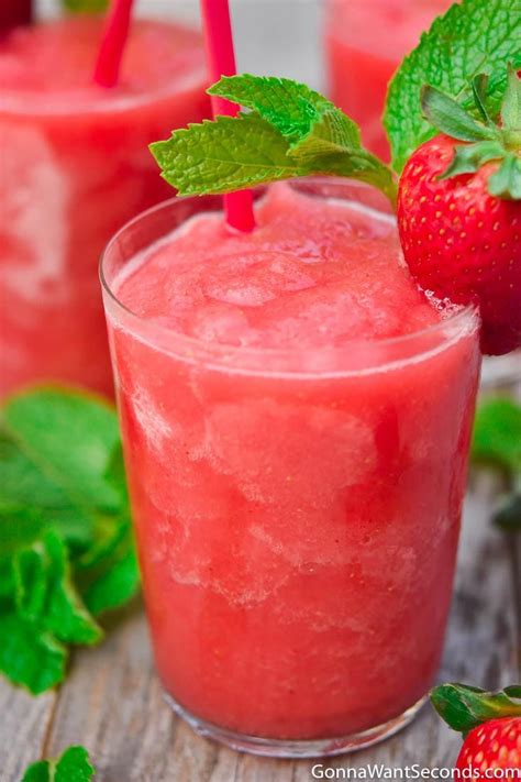 Strawberry Frose Recipe In 2020 Alcohol Drink Recipes Summer Drinks Alcohol Frose