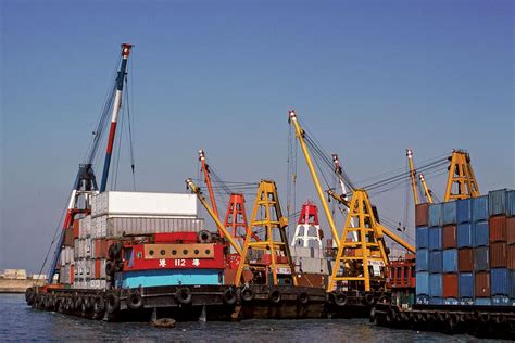 Ship Cargo Handling Loading Unloading Britannica