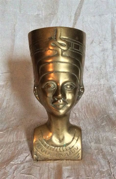 Vintage Egyptian Ancient Queen Nefertiti Bust Figurine Solid