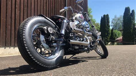 When the engine was first produced, the shovelhead had a shallower combustion chamber, larger valve drop for both intake and exhaust. Harley Davidson FLH 1340 Shovelhead with BSL-Exhaust - YouTube