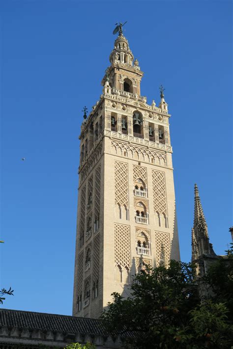 We may have video highlights with goals and news for some sevilla matches, but only if they play their match in one of the most popular football leagues. Continúan las obras en la Giralda, ahora en la Cara Este ...