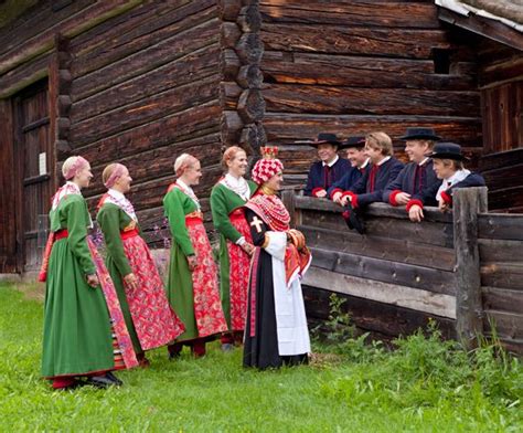 Norwegian Costumes By Laila Duran Scandinavian Costume Folk Costume Folklore Fashion
