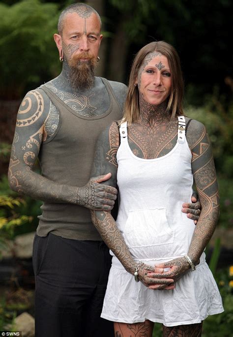 Jacqui Moore Celebrates Divorce By Asking New Partner To Tattoo Her Entire Body Daily Mail Online