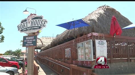 Burglar steals 400 pounds of seafood from popular Cape restaurant - YouTube