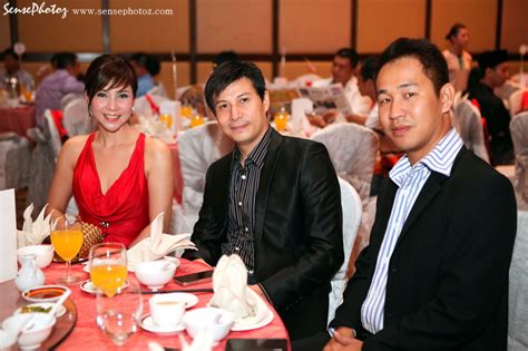 We write high quality term papers, sample essays, research papers, dissertations, thesis papers, assignments, book reviews, speeches, book reports, custom web content and business papers. Ban Lee Hin Group of Companies Annual Dinner 7th Jan 2012 ...