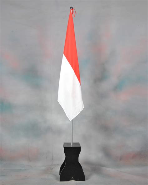 Bendera Merah Putih Di Tiang Pechanga Imagesee
