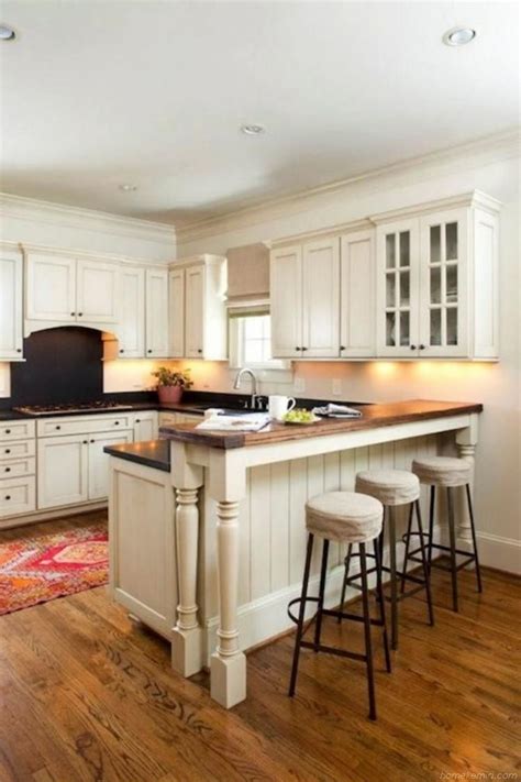 Then, a small renovation applied on the walls, fixture, and arrangements. 40+ Outstanding U Shaped Kitchen Remodel Inspirations ...