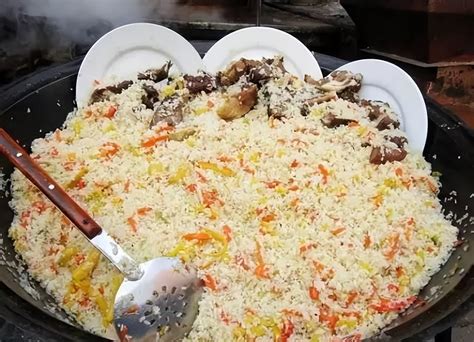 Xinjiang Pilaf Grab It And Eat It It Is Nutritious And Gives Birth To