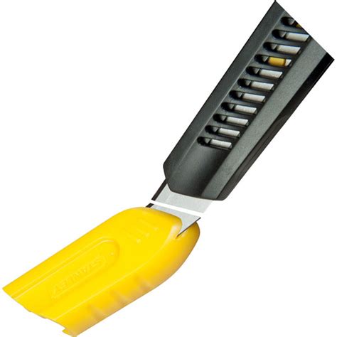 Stanley 0 10 150 Sm9 Snap Off Blade Knife 9mm Rapid Online