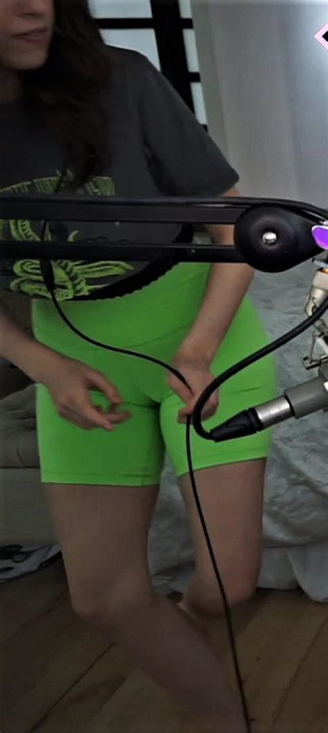 Green Shorts Cameltoe Rpokinsfw3 Mistyfront