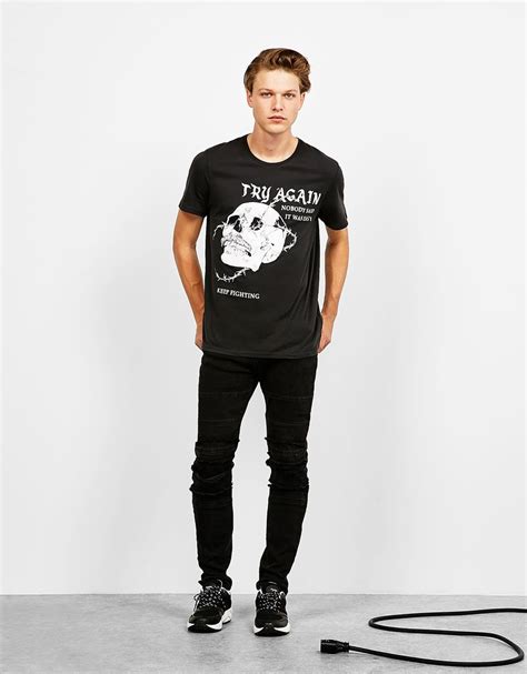 Camiseta Hands Skull Con Im Genes Camisetas Bershka Camiseta Hombre