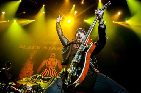 Giving Grace A Conversation With Ricky Warwick Of Black Star Riders