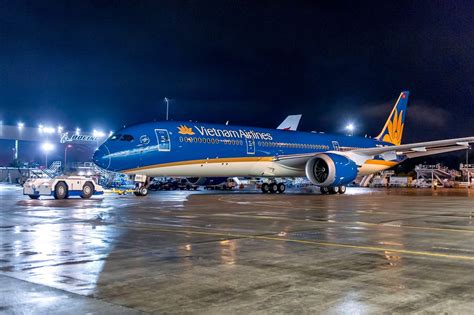Boeing 787 9 Dreamliner Of Vietnam Airlines Rolled Out Aircraft