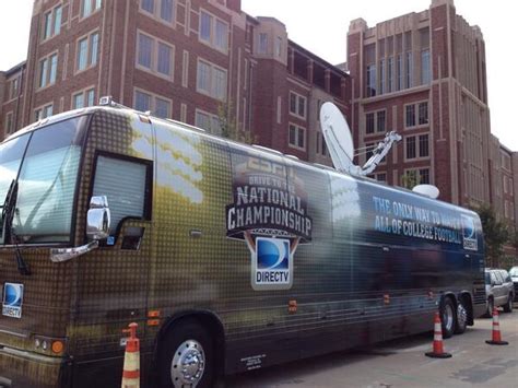 Oklahoma Football On Twitter Weve Got The Espncfb Bus Parked In