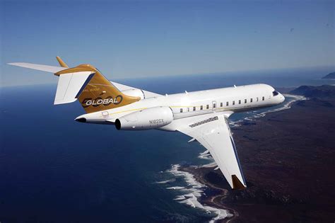 Bombardier Global 5000 Business Jet Traveler