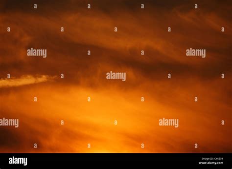 Moody Dusky Orange Sunset Sky Stock Photo Alamy