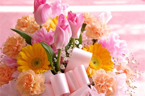 Table of contents tips on sending gifts abroad for husband in malaysia bonus tip: How to Send Flowers for Birthday Gifts - Birthday Wishes Zone
