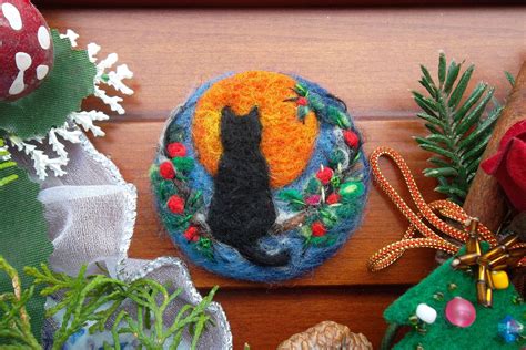 Needle Felted Cat Brooch Christmas T Felt Black Kitten Pin Beauty