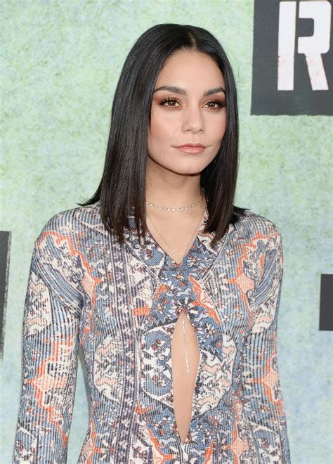 Fanpop community fan club for vanessa hudgens fans to share, discover content and connect with other fans of vanessa hudgens. Vanessa Hudgens At 'Rent: Live' Photocall in LA - Celebzz ...