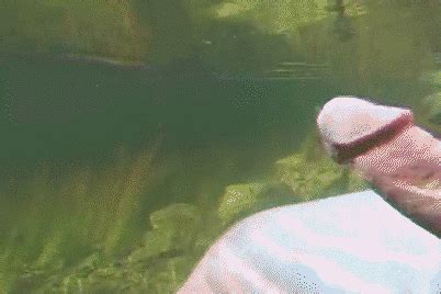 Cumming Underwater