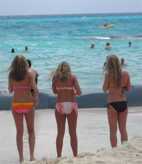 Girls In Bikinis On Playa Del Carmen Beach Playa Del Carmen Mexico Riviera Maya Bikini Girls