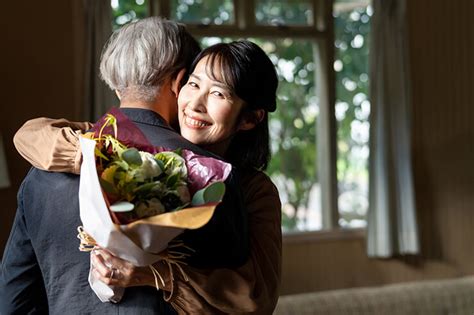 結婚記念日には記念写真を撮ろう！夫婦の絆を形に｜こども写真館スタジオアリス｜写真スタジオ・フォトスタジオ