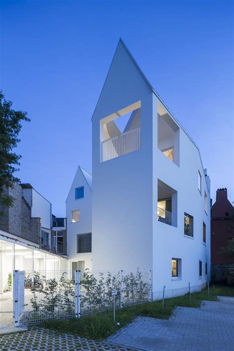 在城市 公寓，比利时 Dmva Architects