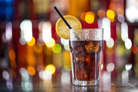 Diet High On Soft Drinks Low On Veggies May Put Teens At Risk Later