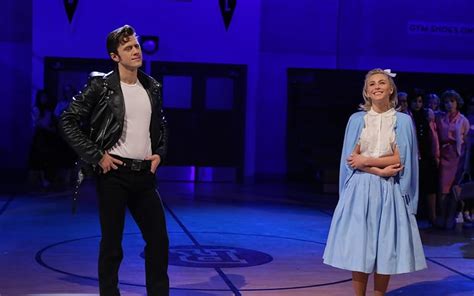 Grease Live 2016
