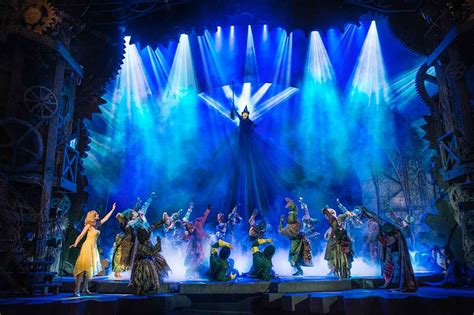 Wicked The Musical Flies Into Marina Bay Sands Singapore Once More