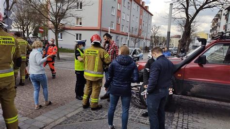 Do tragicznego wypadku doszło w sobotę przed szóstą rano nieopodal przejścia dla pieszych u zbiegu ulic mickiewicza i stawowej w ścisłym centrum katowic. Potrącenie 10-latki w Pile - Portal asta24.pl - Piła ...