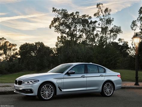 Bmw 5 Series Photos Photogallery With 204 Pics