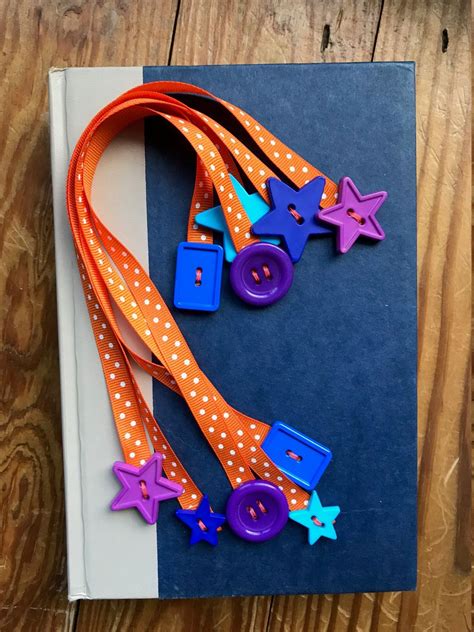 Keep Your Page Safe With These Lovely Ribbon Bookmarks