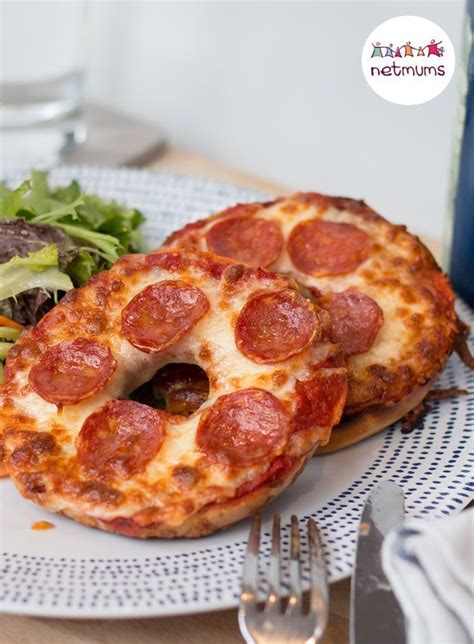 Try some salami or pepperoni. Pitta bread pizza | Recipe in 2020 | Food, Food drink, Cooking