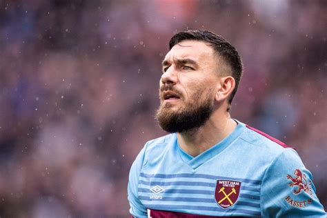 West Brom Close To Signing West Ham Winger Robert Snodgrass The Athletic