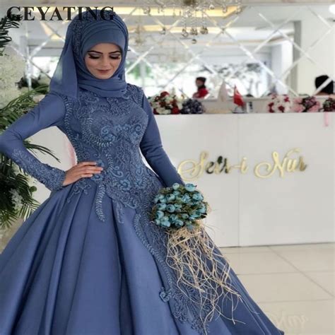 Vintage Blue Lace Muslim Plus Size Wedding Dress With Sleeves Ball Gown