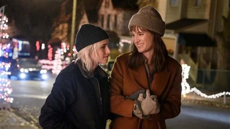 The Trailer For Kristen Stewarts New Christmas Movie Happiest Season