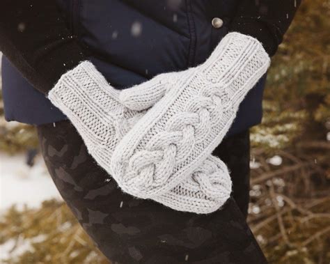 Bulky Cable Knit Mittens Pattern Leelee Knits Knitted Mittens
